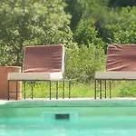 La Grande Bouisse Avec Piscine Dans Le Luberon, Provence *