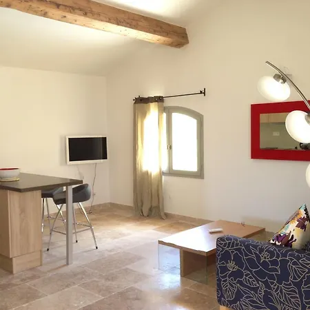 La Grande Bouisse Avec Piscine Dans Le Luberon, Provence Holiday home