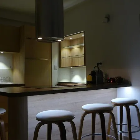 La Grande Bouisse Avec Piscine Dans Le Luberon, Provence Cereste