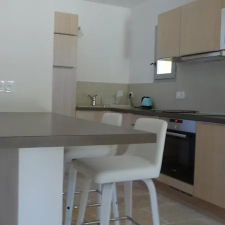 La Grande Bouisse Avec Piscine Dans Le Luberon, Provence Holiday home *