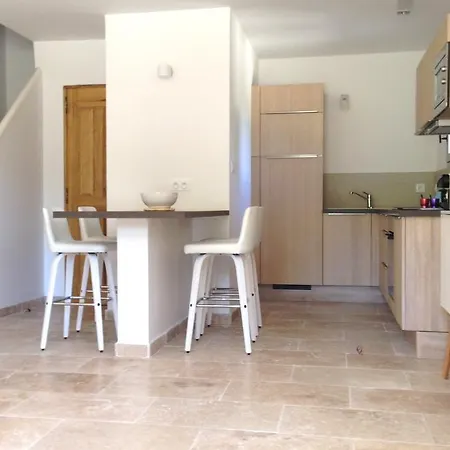 Holiday home La Grande Bouisse Avec Piscine Dans Le Luberon, Provence