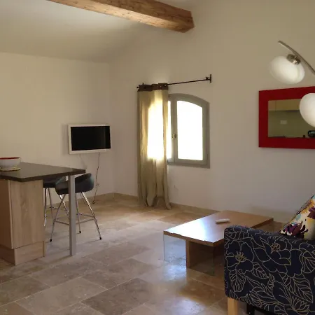 La Grande Bouisse Avec Piscine Dans Le Luberon, Provence Cereste