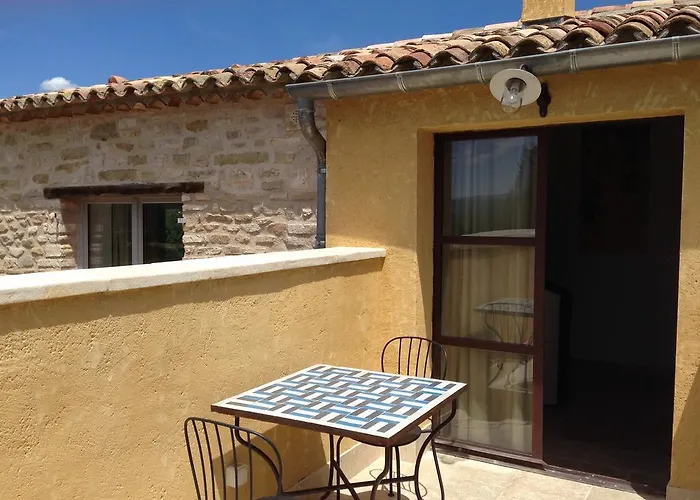 La Grande Bouisse Avec Piscine Dans Le Luberon, Provence *