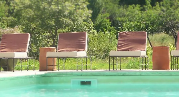 La Grande Bouisse Avec Piscine Dans Le Luberon, Provence *