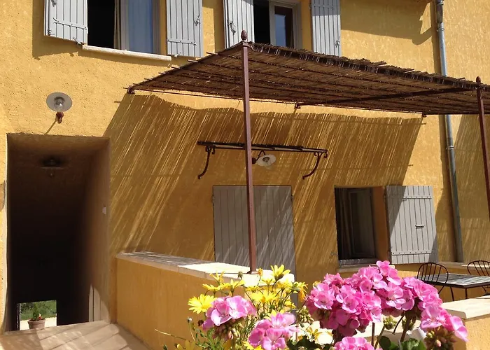 La Grande Bouisse Avec Piscine Dans Le Luberon, Provence * Céreste
