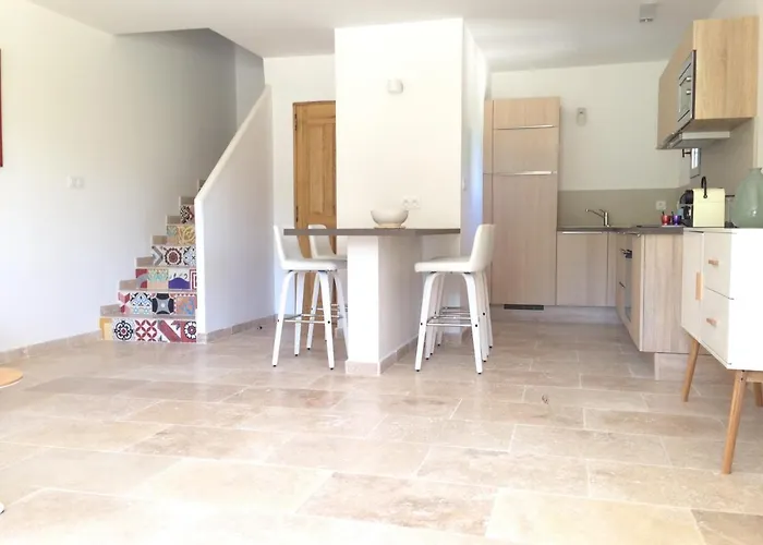 La Grande Bouisse Avec Piscine Dans Le Luberon, Provence Ferienhaus *