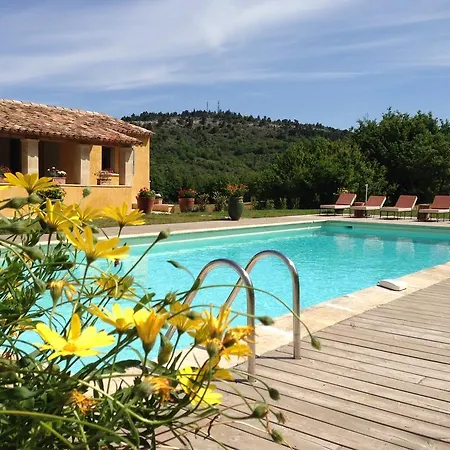 펜션 La Grande Bouisse Avec Piscine Dans Le Luberon, Provence Céreste
