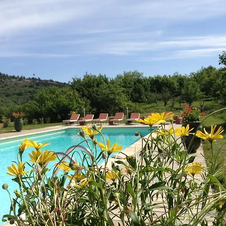 펜션 La Grande Bouisse Avec Piscine Dans Le Luberon, Provence Céreste