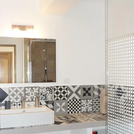 La Grande Bouisse Avec Piscine Dans Le Luberon, Provence Vakantiehuis *