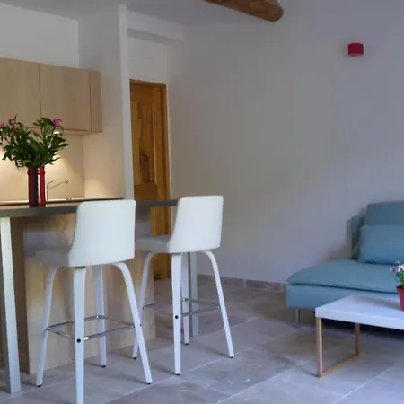 Vakantiehuis La Grande Bouisse Avec Piscine Dans Le Luberon, Provence