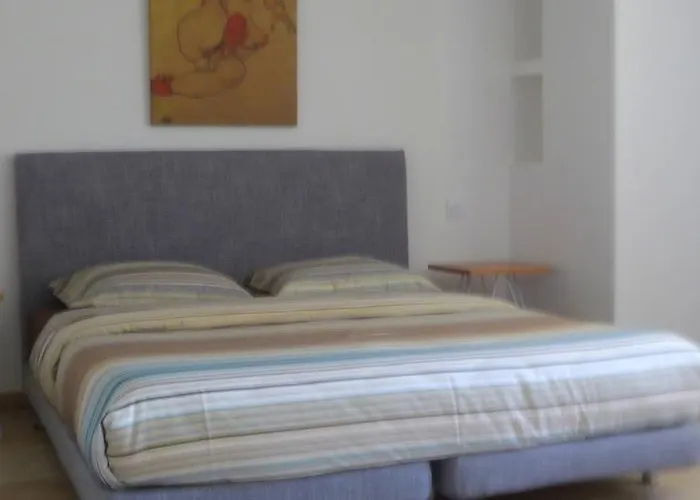 La Grande Bouisse Avec Piscine Dans Le Luberon, Provence Hébergement de vacances Céreste